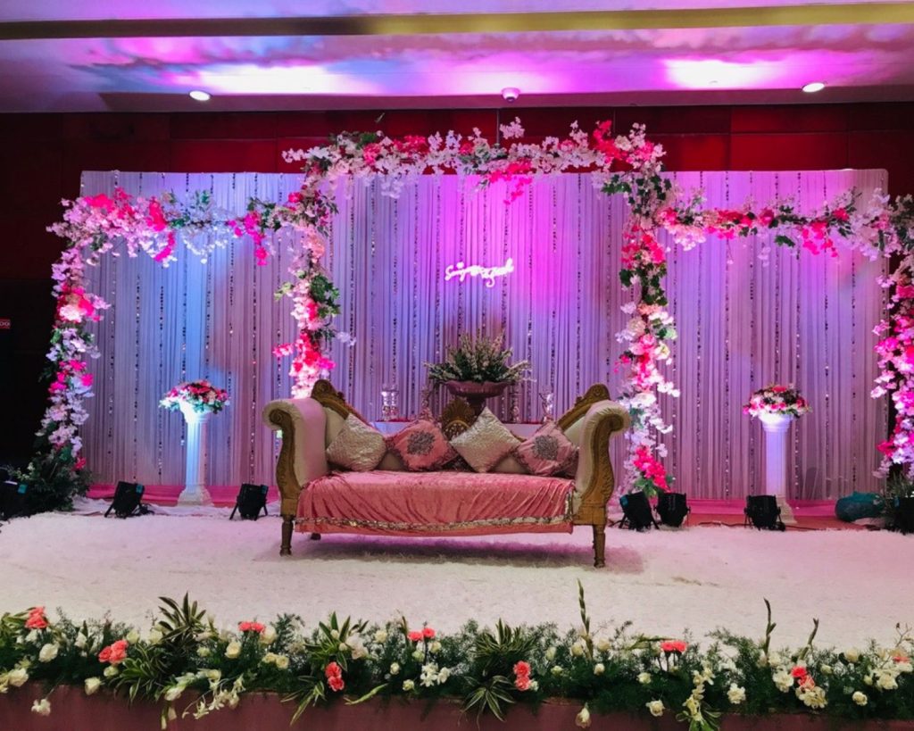 Top 10 Best Banquet Halls In Noida - The embassy Inn